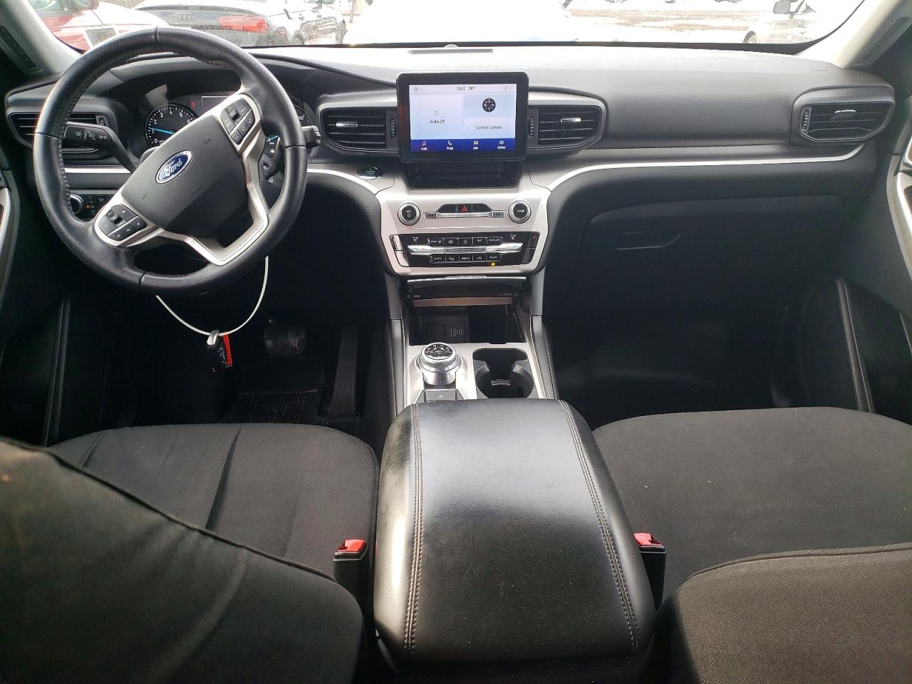 2021 FORD EXPLORER XLT photo 15