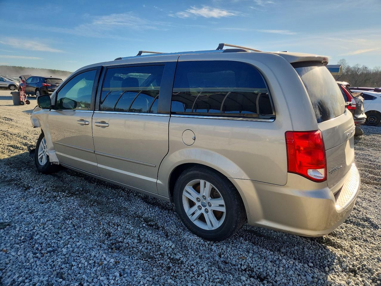 2013 DODGE GRAND CARAVAN CREW photo 4