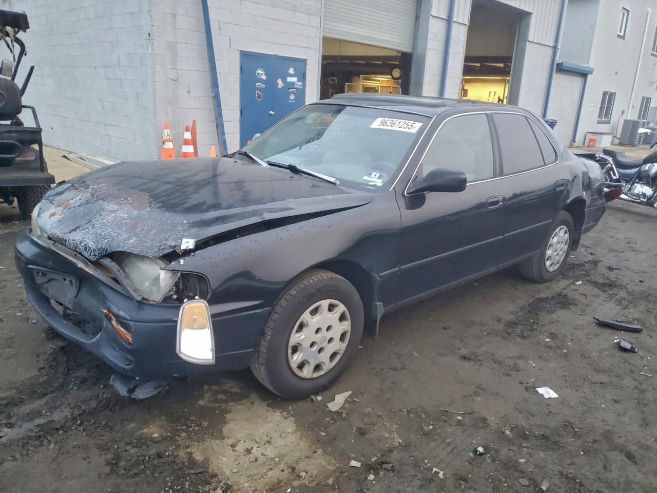 1996 TOYOTA CAMRY