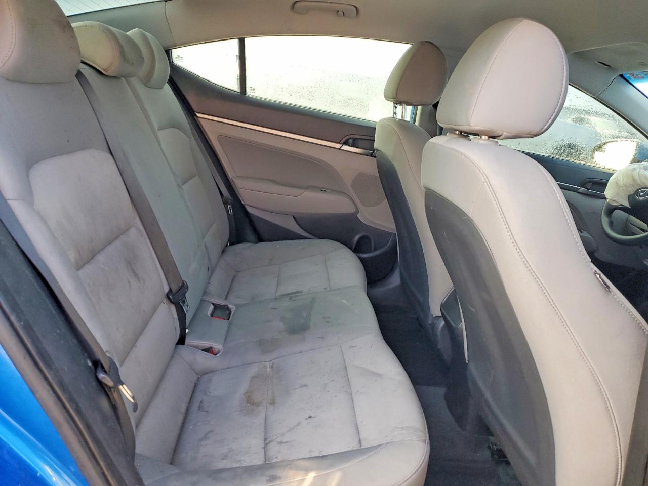 2017 HYUNDAI ELANTRA SE photo 19