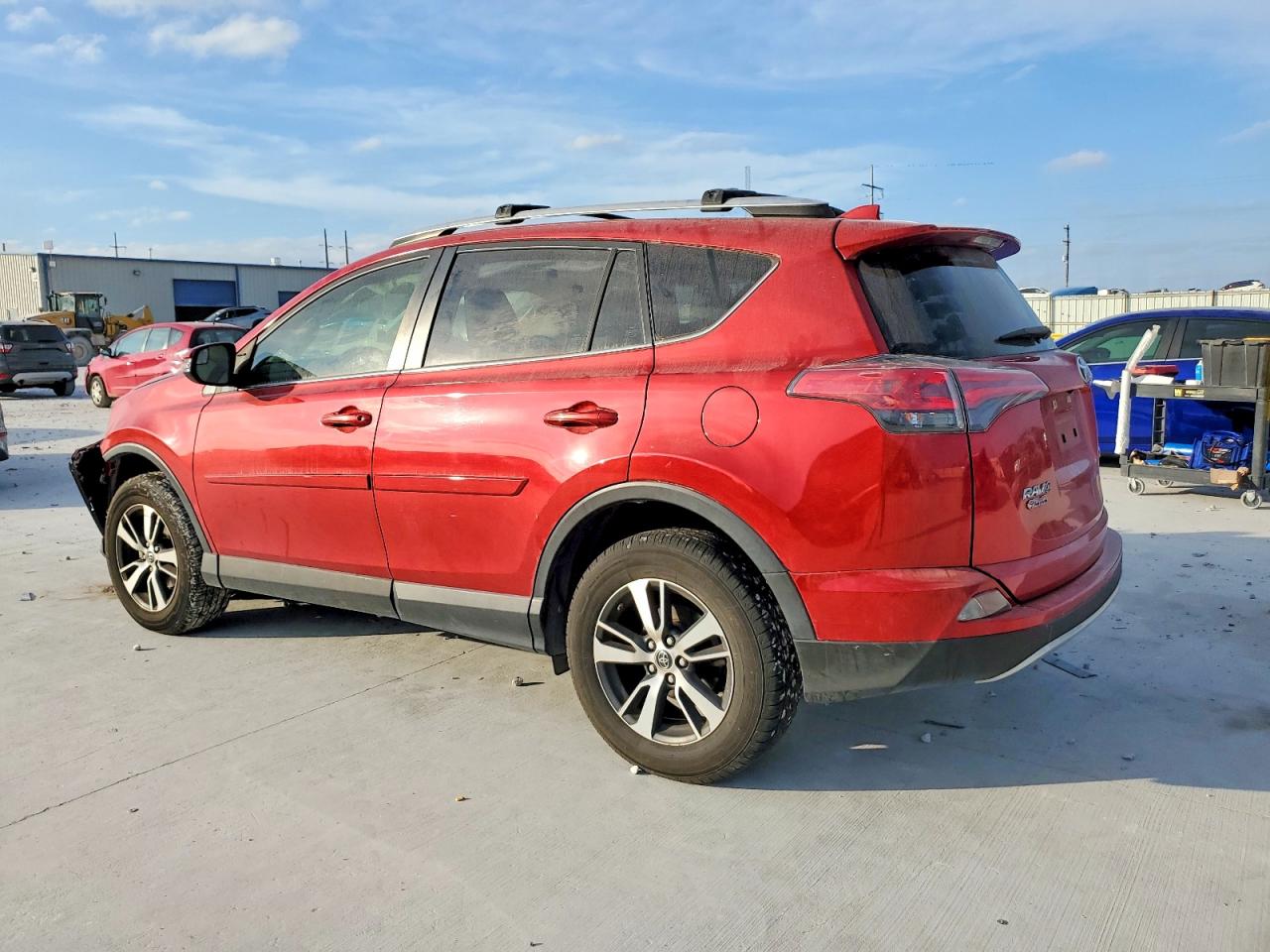 2016 TOYOTA RAV4 XLE photo 2