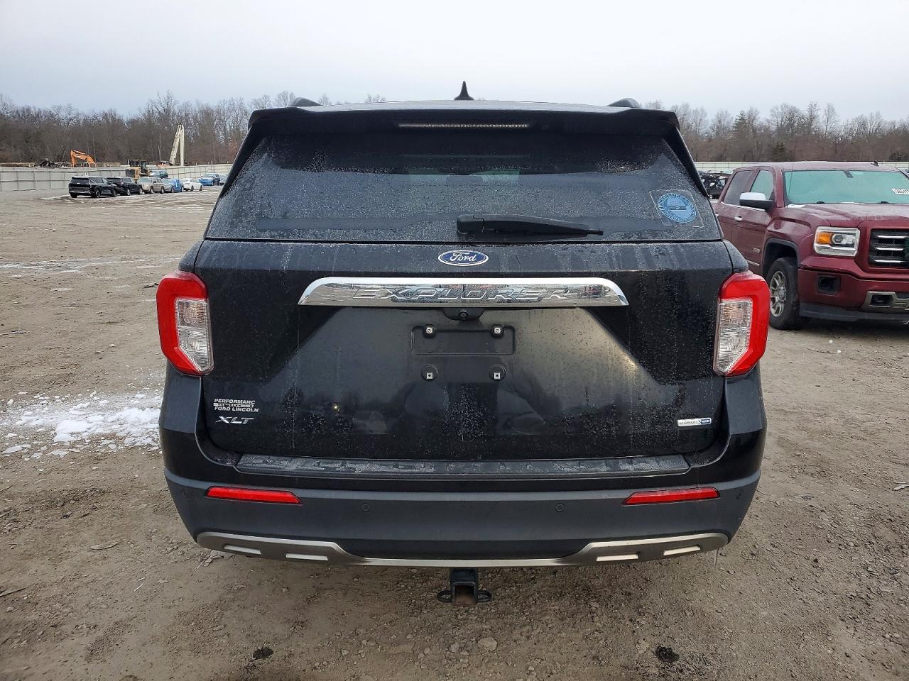 2020 FORD EXPLORER XLT photo 6