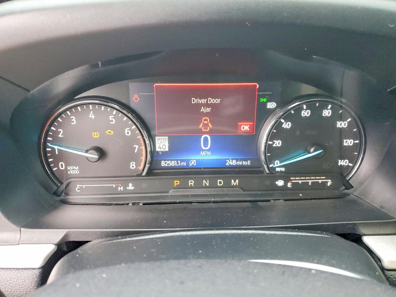2020 FORD EXPLORER XLT photo 9