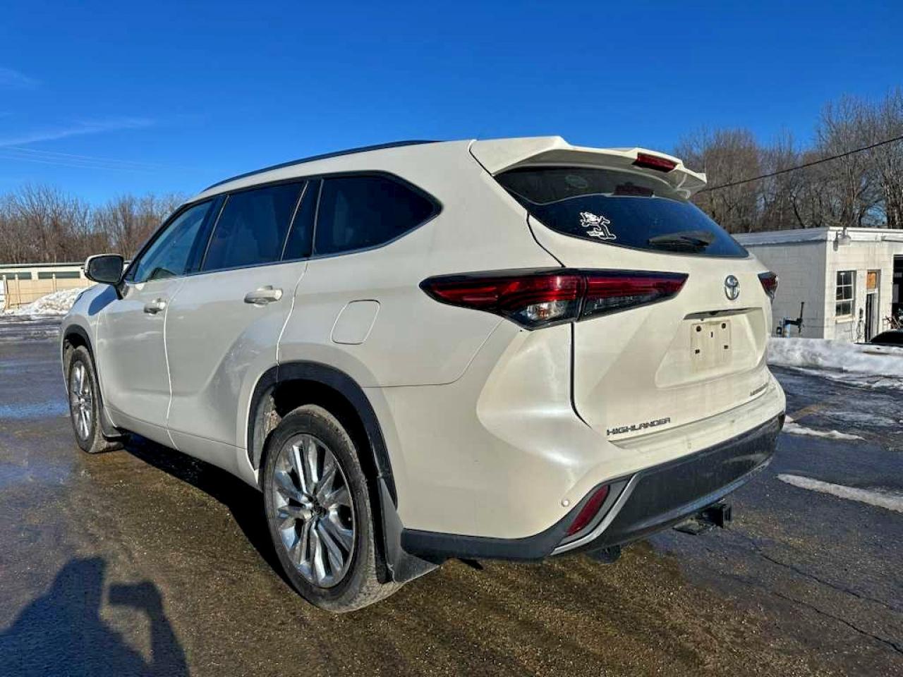 2021 TOYOTA HIGHLANDER LIMITED photo 2