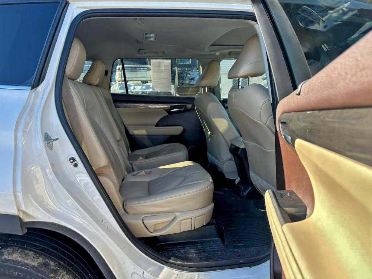 2021 TOYOTA HIGHLANDER LIMITED photo 8