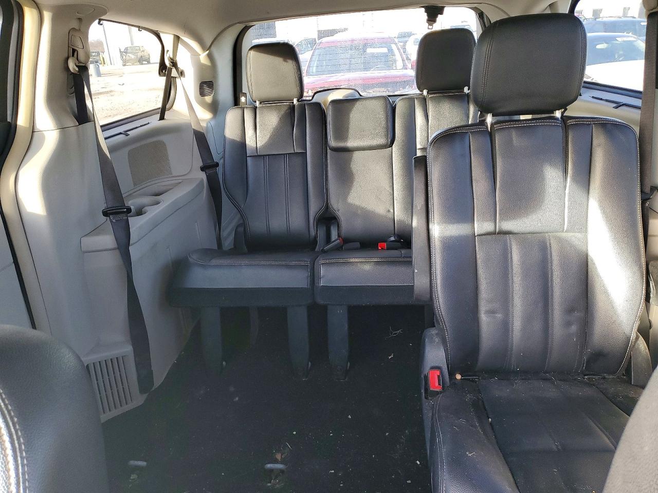 2015 CHRYSLER TOWN & COUNTRY TOURING photo 10