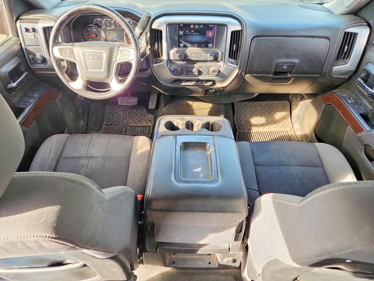 2014 GMC SIERRA C1500 SLE photo 8