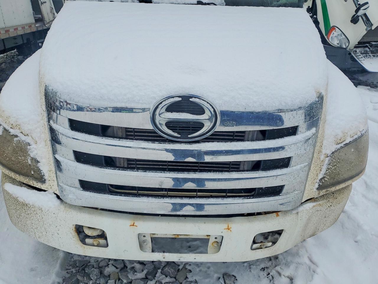 2014 HINO 268 FLATBED TRUCK photo 7