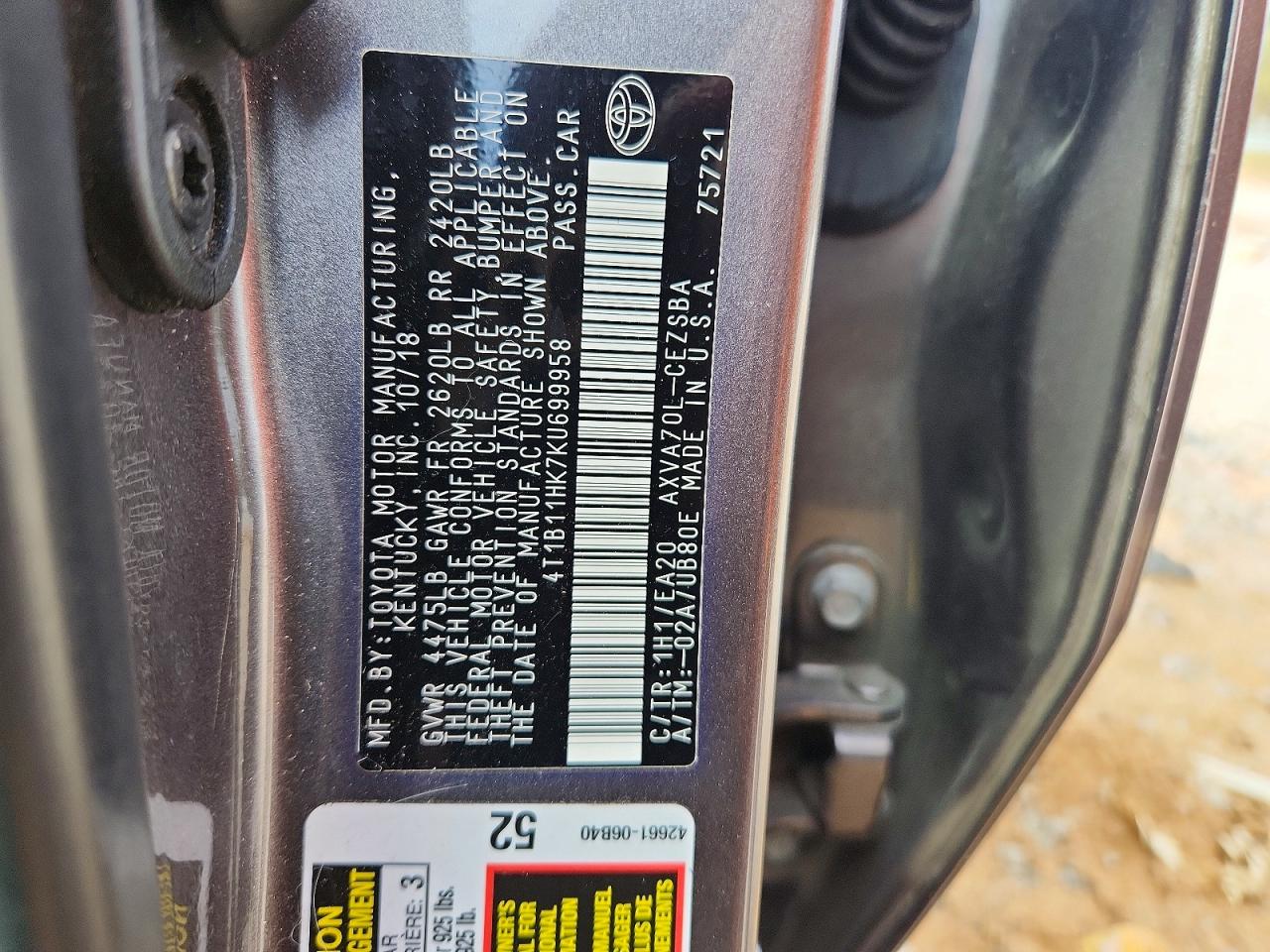 2019 TOYOTA CAMRY L photo 13