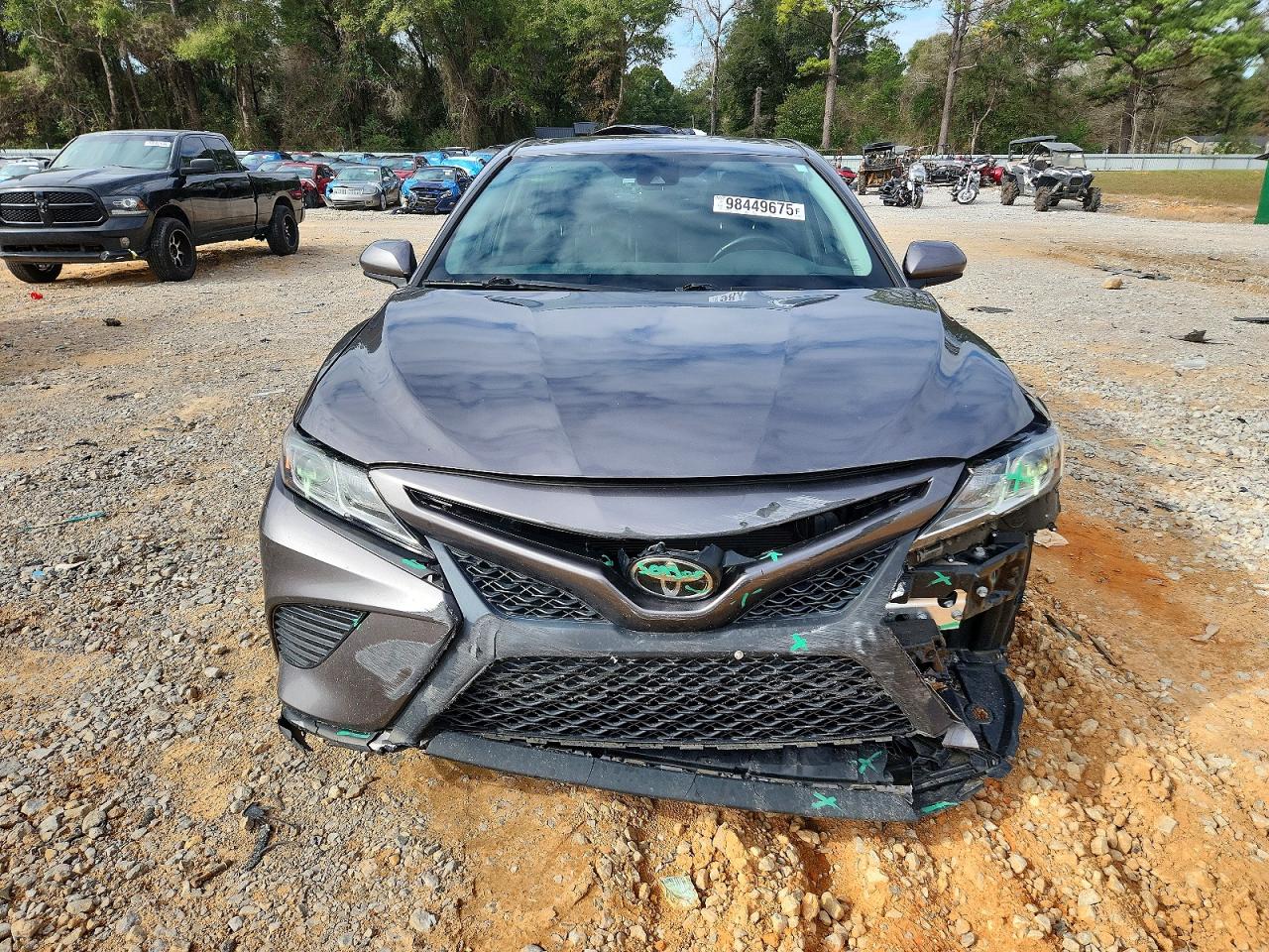 2019 TOYOTA CAMRY L photo 5