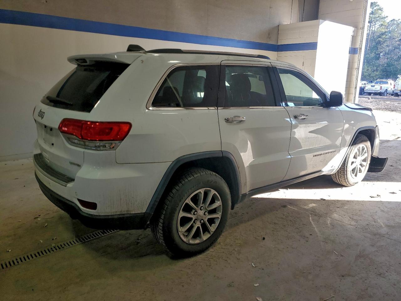 2015 JEEP GRAND CHEROKEE LIMITED photo 3