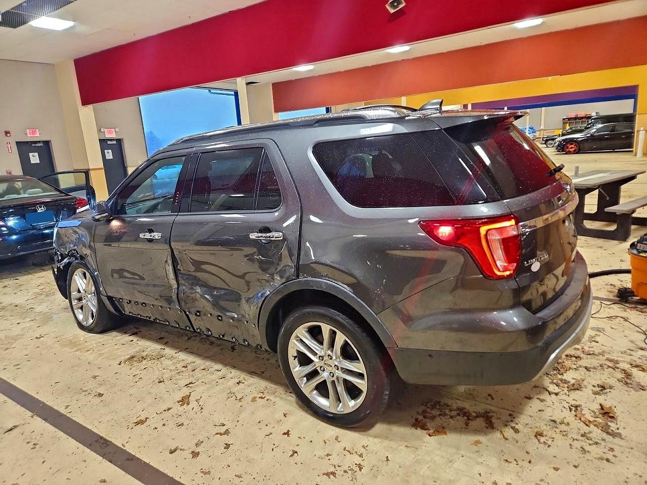2016 FORD EXPLORER LIMITED photo 2
