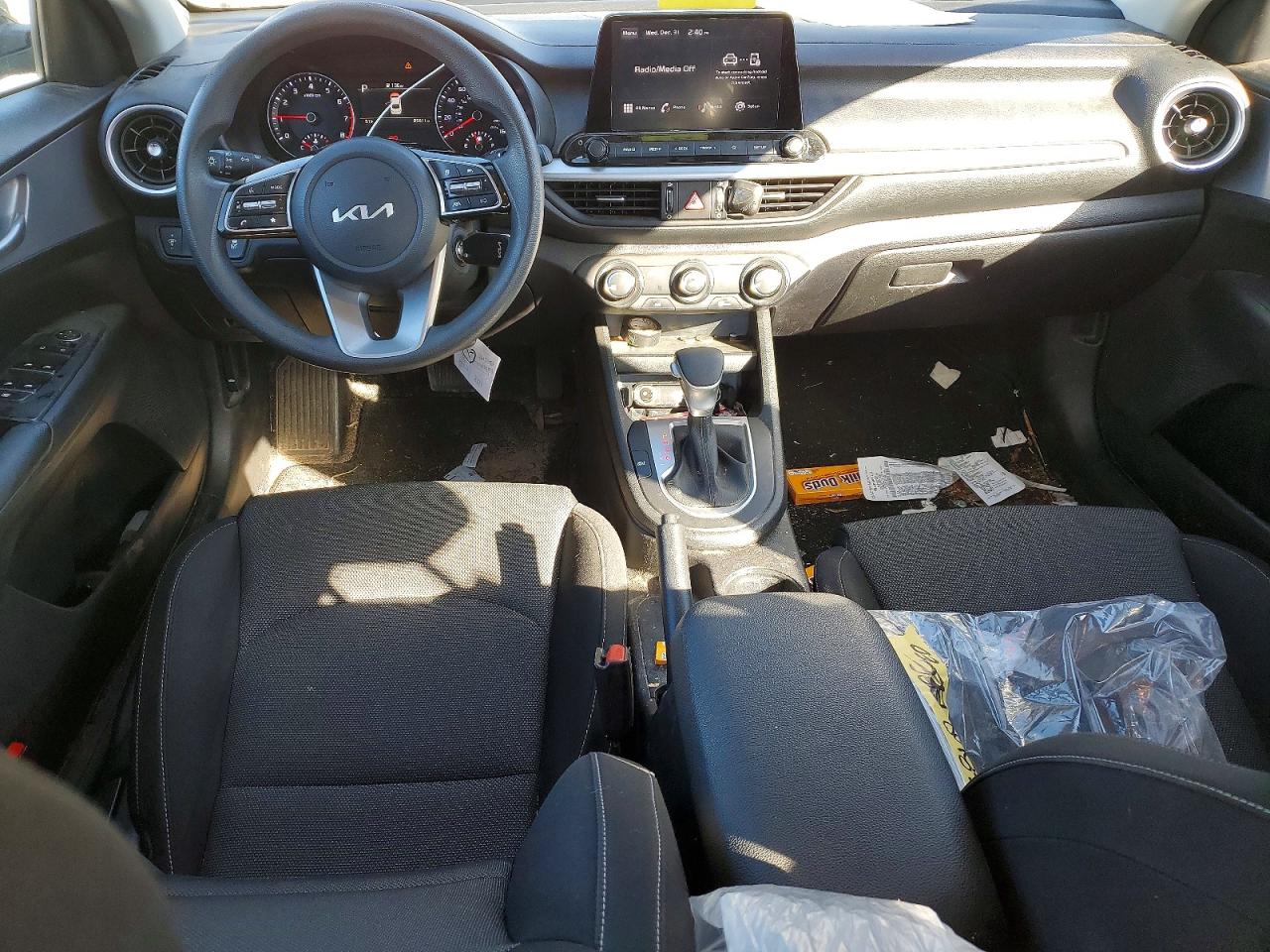 2023 KIA FORTE LX photo 8