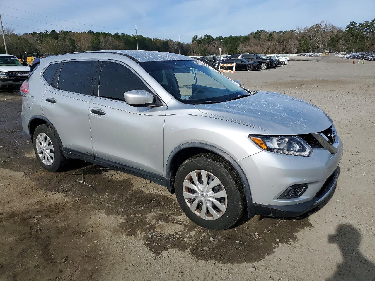 2016 NISSAN ROGUE S photo 4