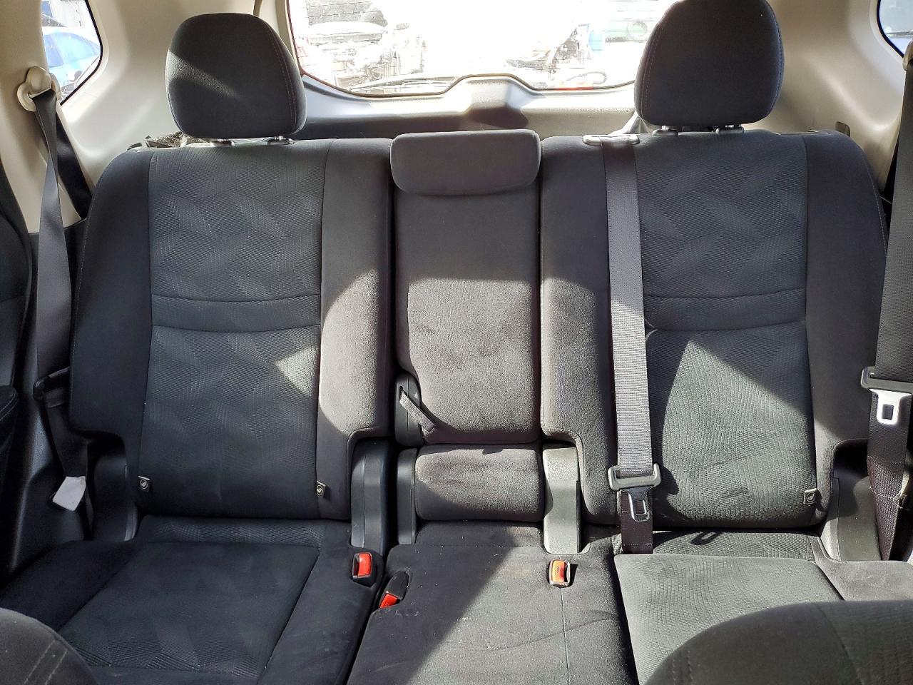 2016 NISSAN ROGUE S photo 10