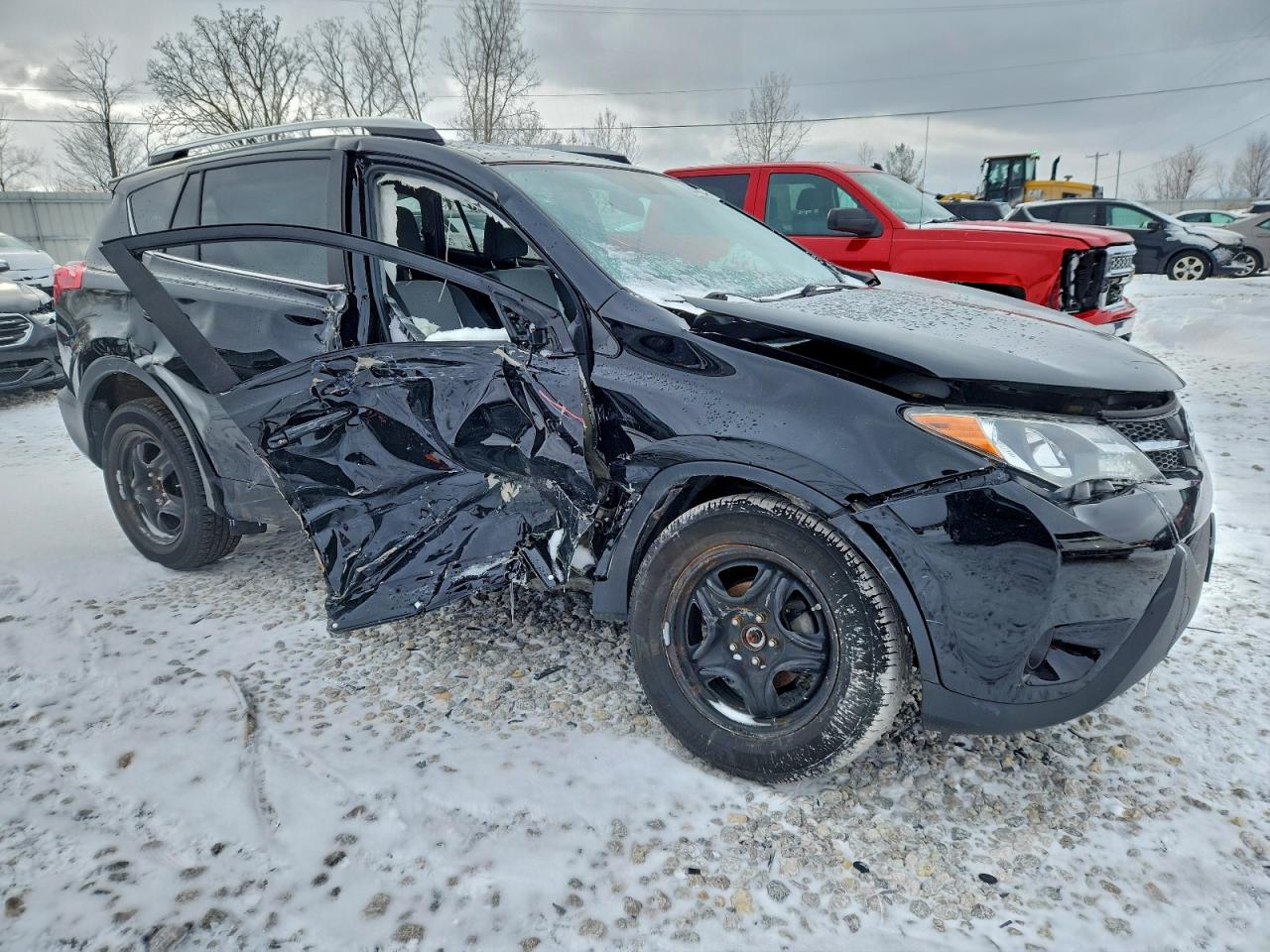 2015 TOYOTA RAV4 LE photo 4