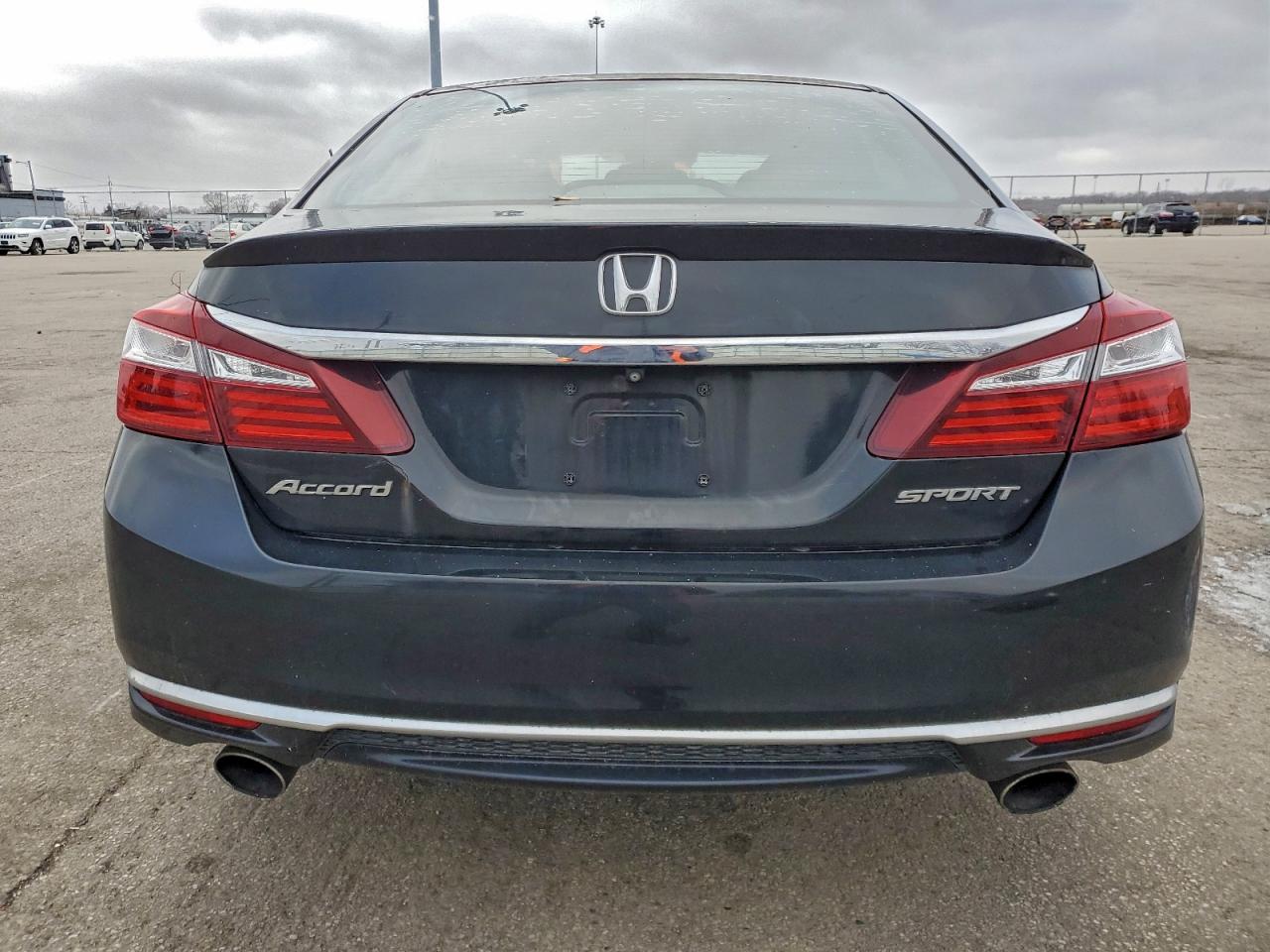 2017 HONDA ACCORD SPORT photo 6