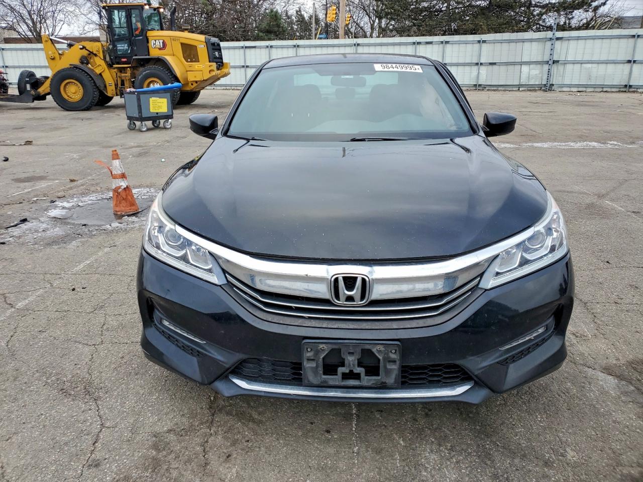 2017 HONDA ACCORD SPORT photo 5