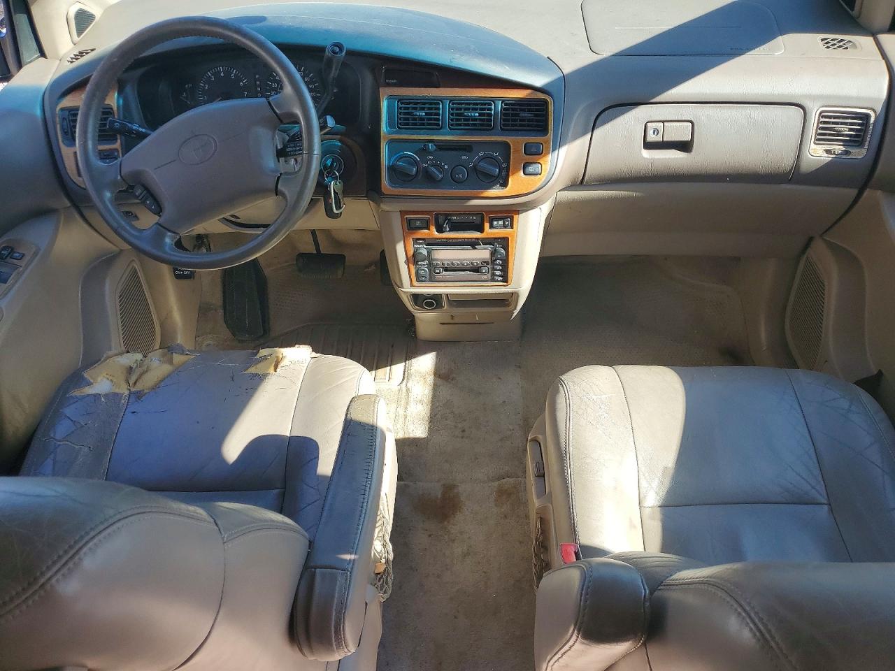 2000 TOYOTA SIENNA LE photo 15