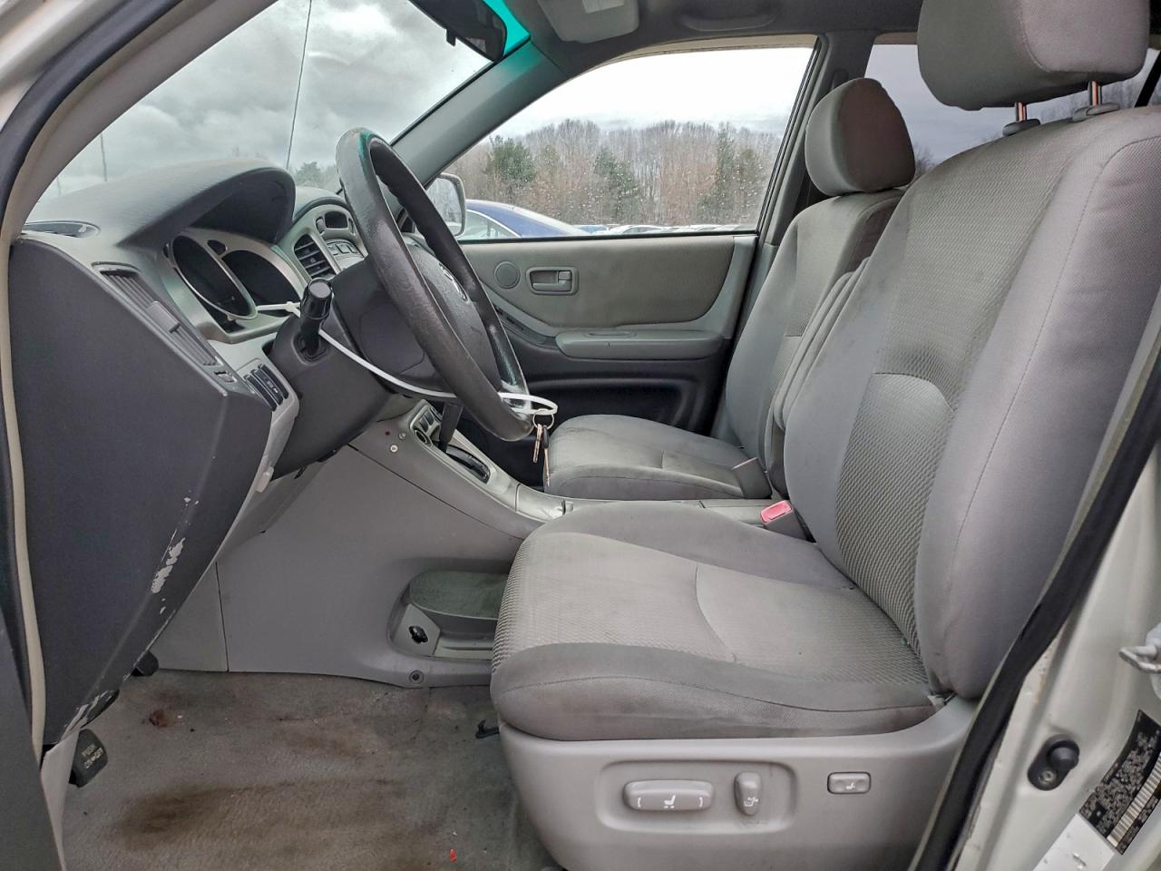 2005 TOYOTA HIGHLANDER LIMITED photo 7