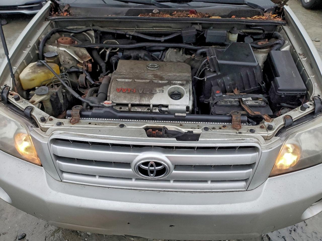 2005 TOYOTA HIGHLANDER LIMITED photo 12