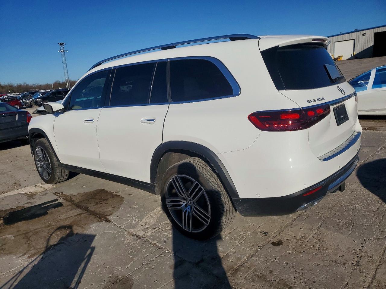 2024 MERCEDES-BENZ GLS 450 4MATIC photo 4