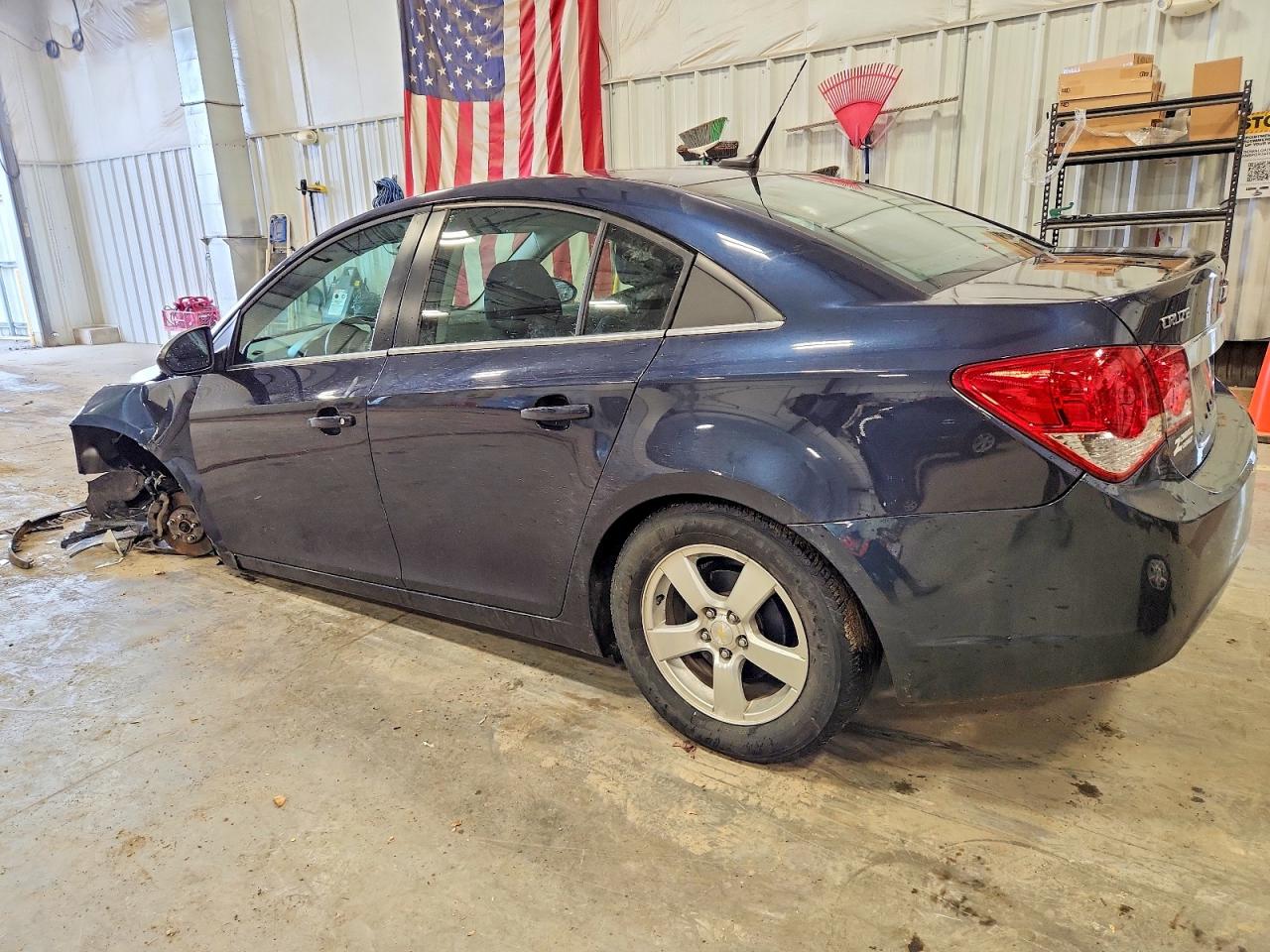 2014 CHEVROLET CRUZE LT photo 2