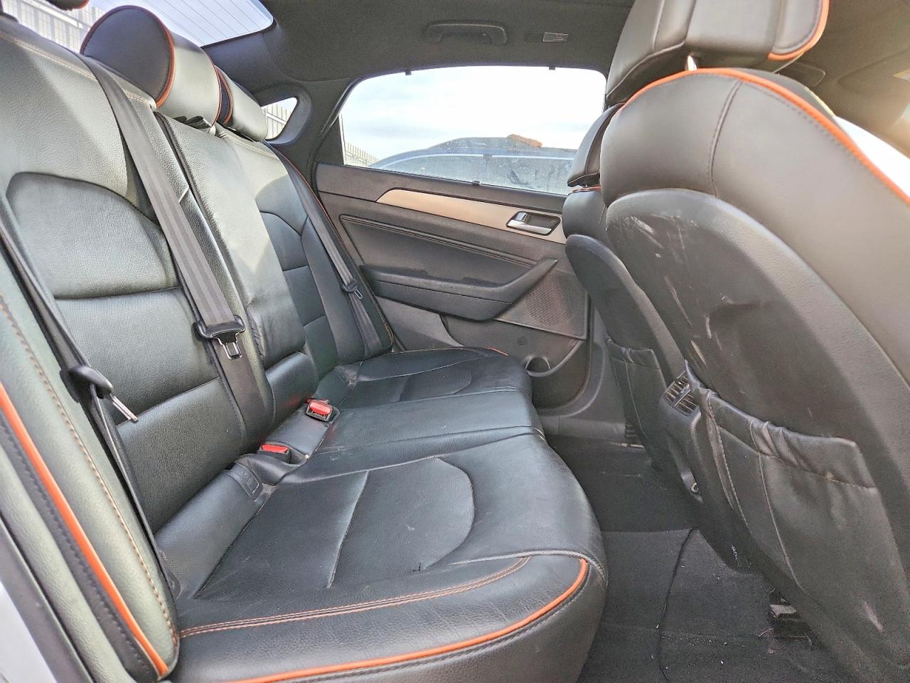 2015 HYUNDAI SONATA SPORT photo 10