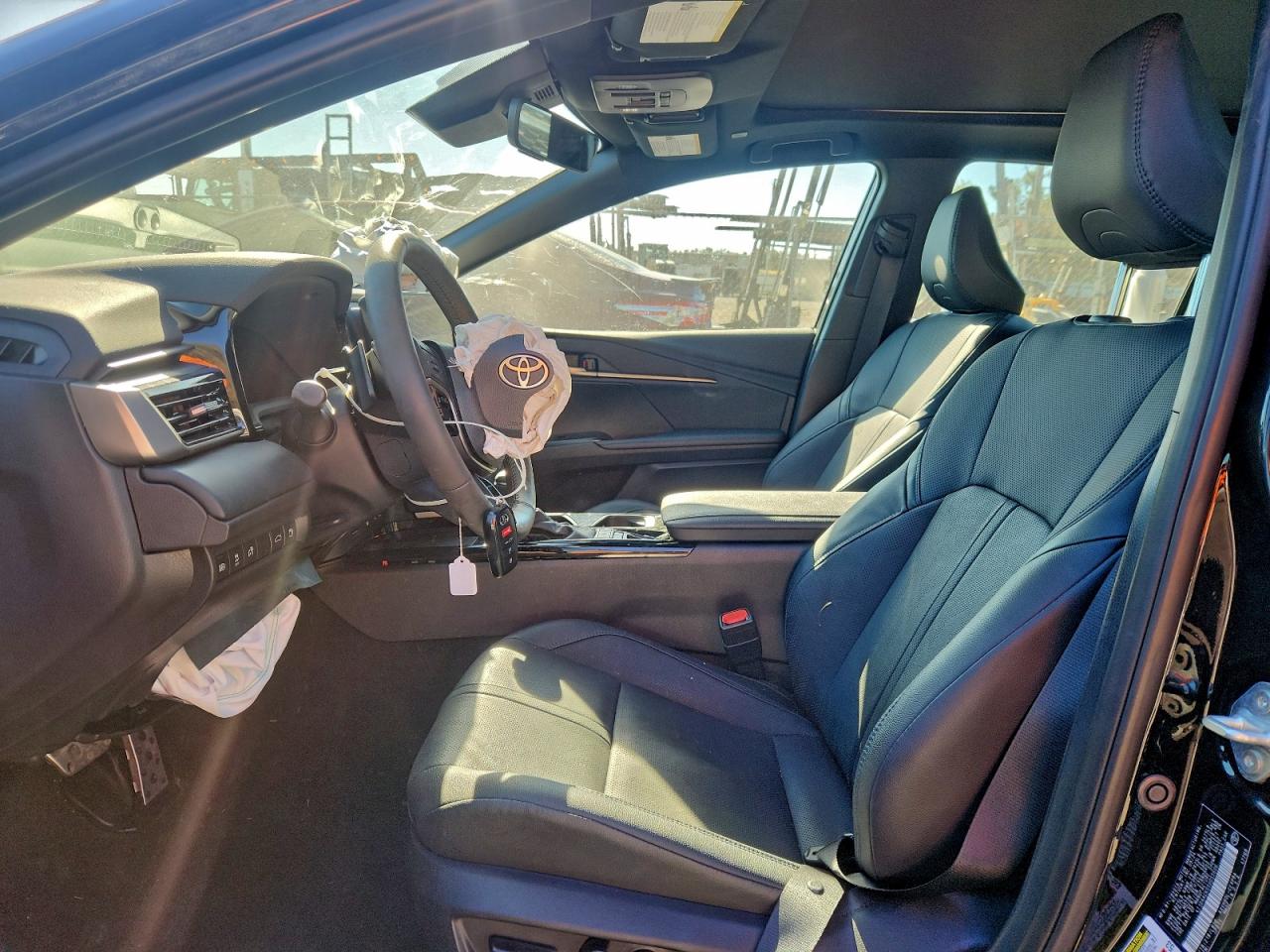 2025 TOYOTA CAMRY XSE photo 7