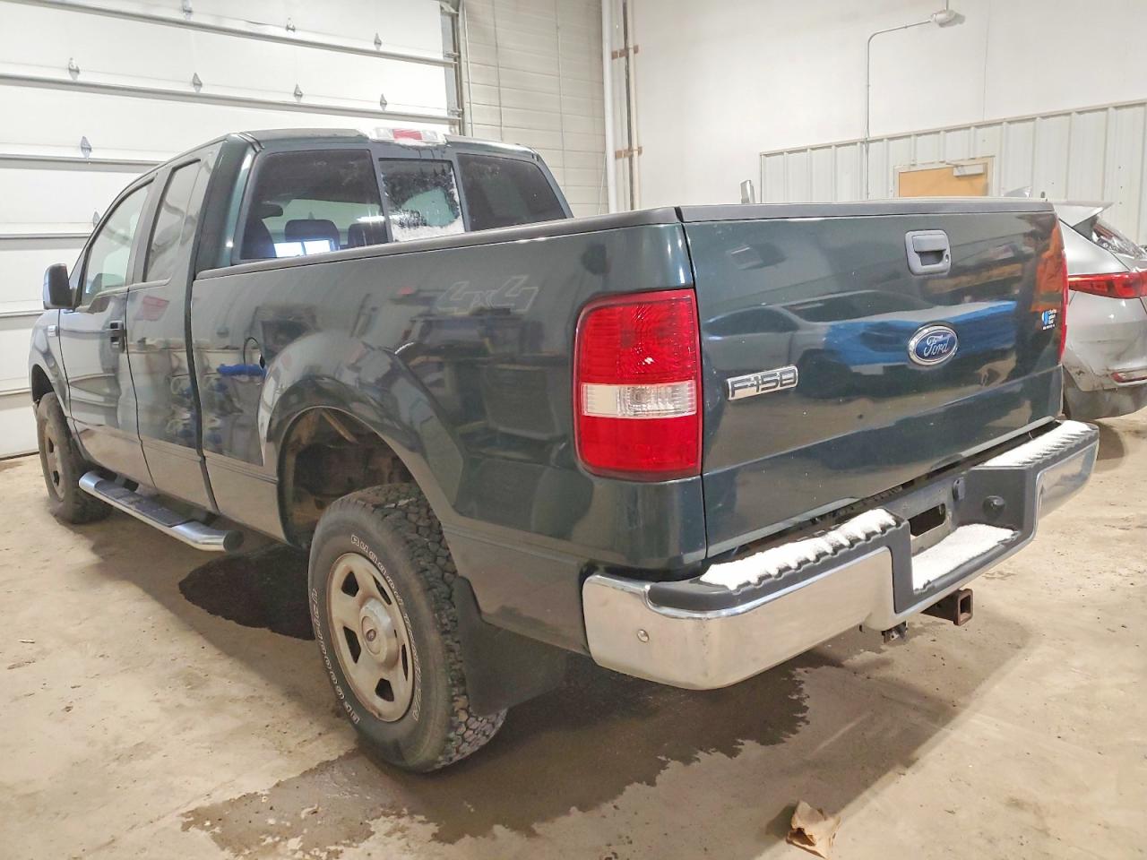 2005 FORD F150 photo 2