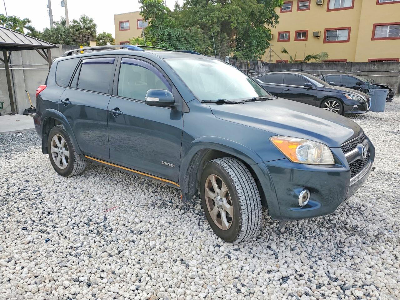 2009 TOYOTA RAV4 LIMITED photo 4
