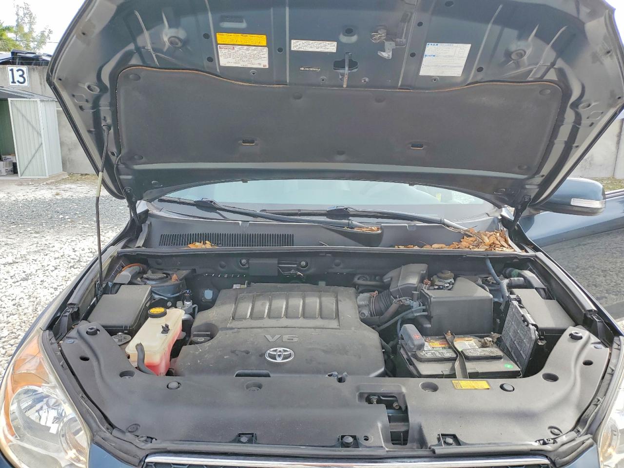 2009 TOYOTA RAV4 LIMITED photo 11