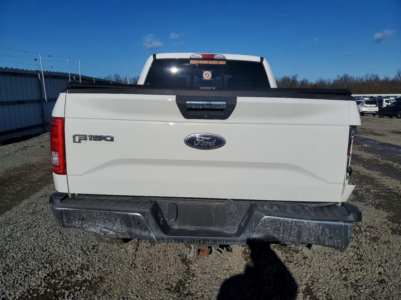 2017 FORD F150 SUPERCREW photo 6