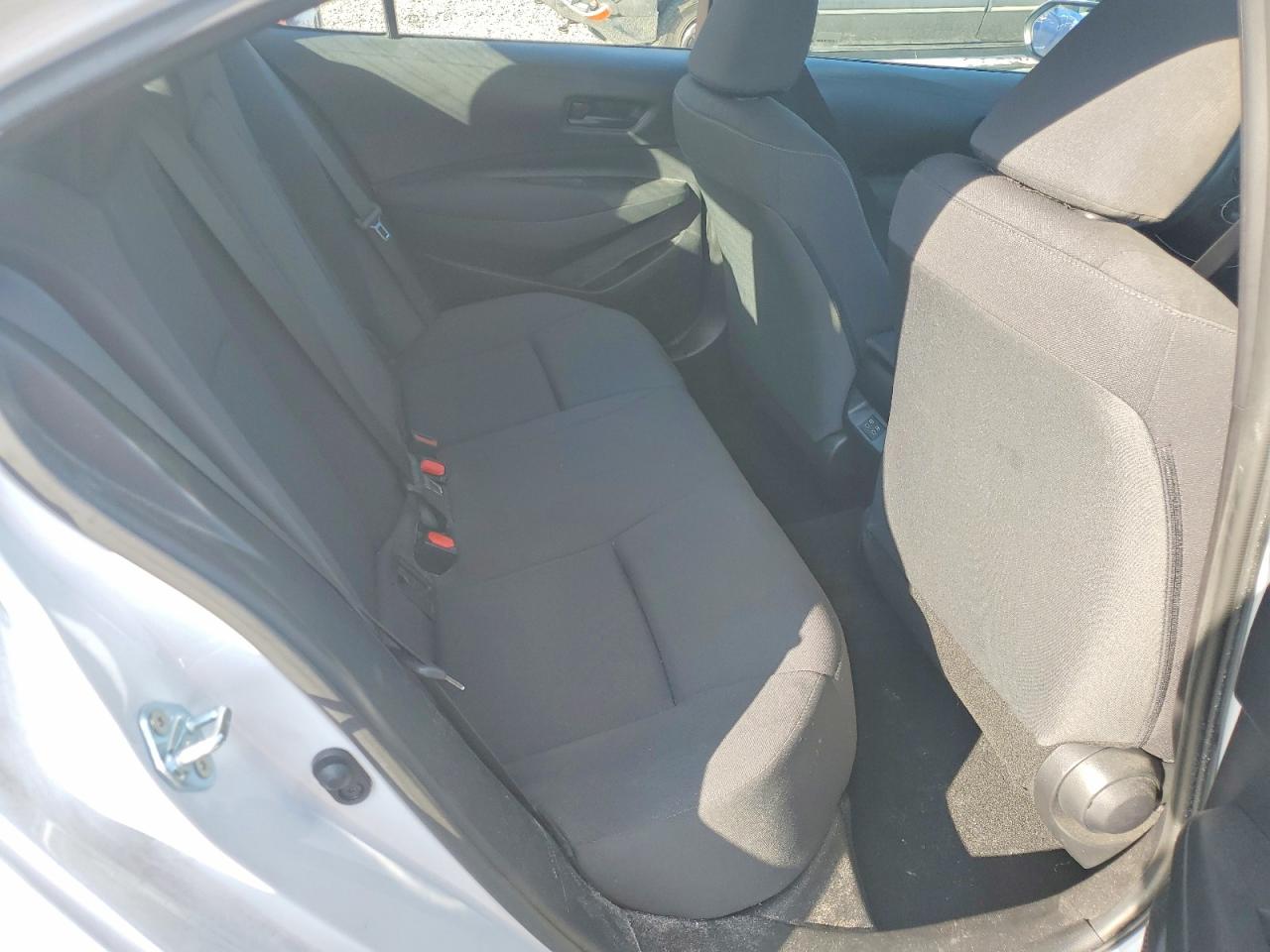 2024 TOYOTA COROLLA LE photo 10