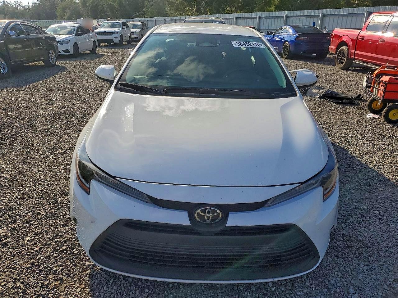 2024 TOYOTA COROLLA LE photo 5