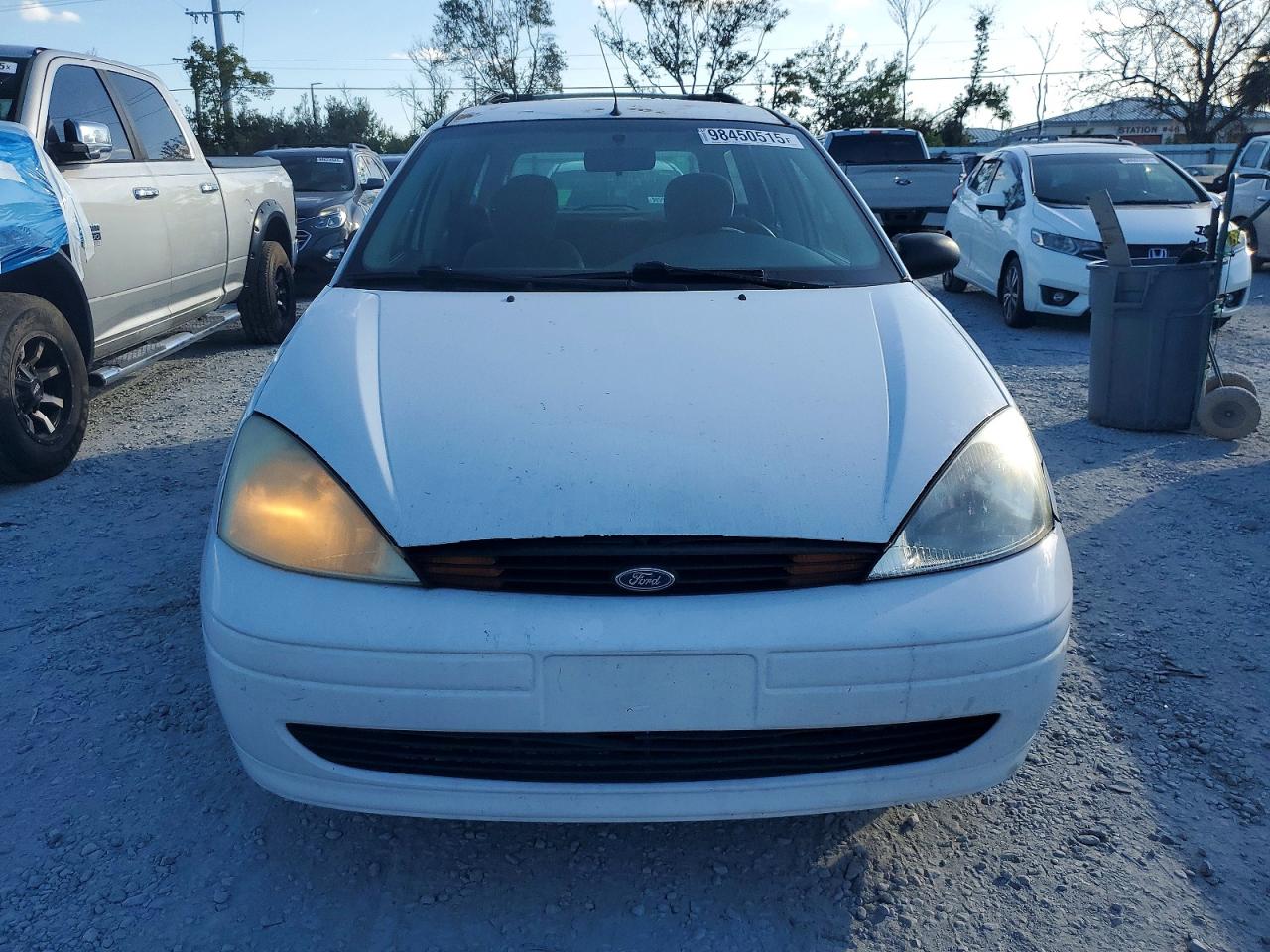 2001 FORD FOCUS SE photo 5