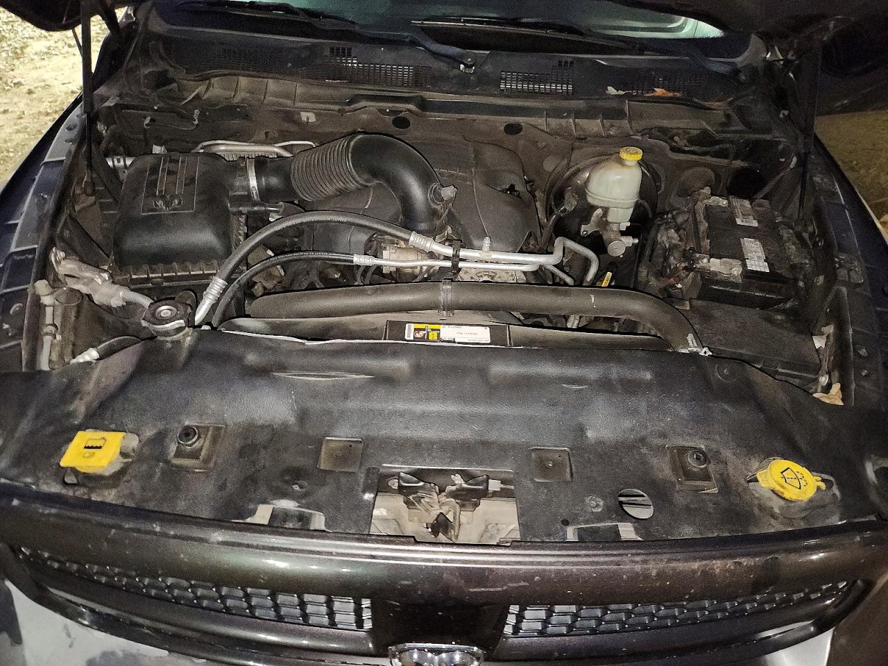 2015 RAM 1500 ST photo 11