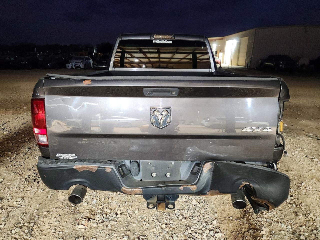2015 RAM 1500 ST photo 6