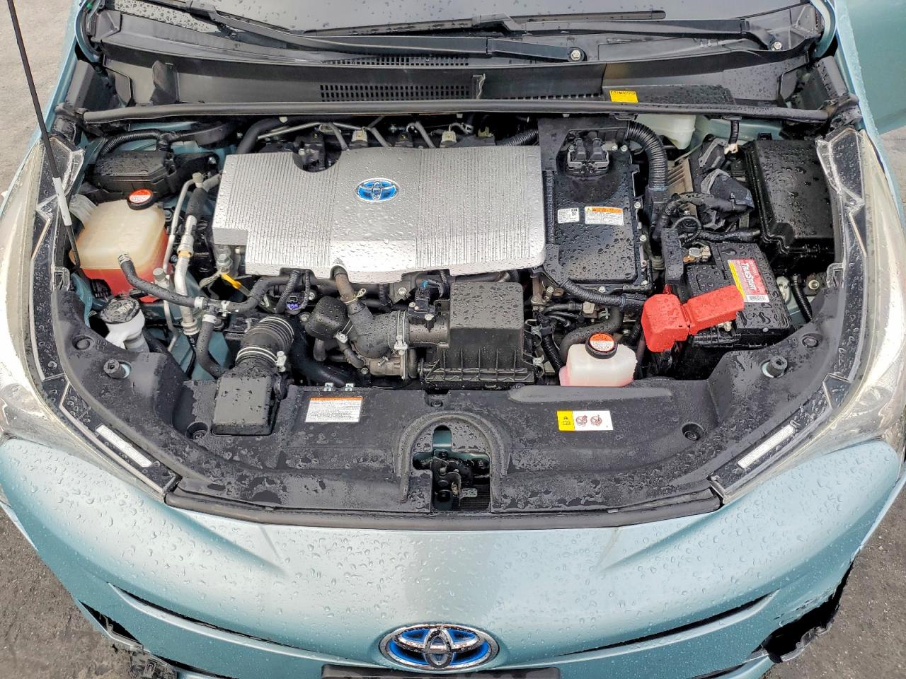 2016 TOYOTA PRIUS photo 11