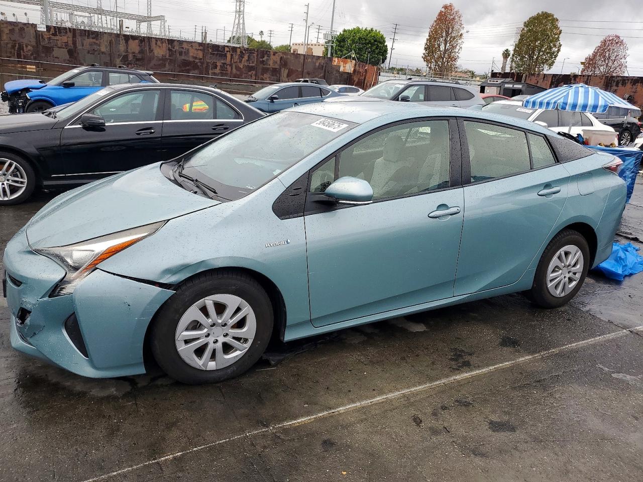 2016 TOYOTA PRIUS