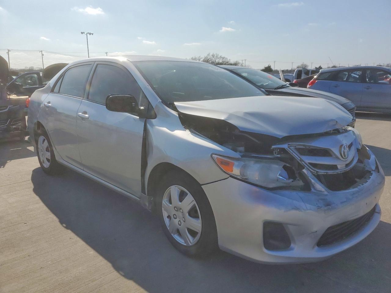2011 TOYOTA COROLLA BASE photo 4
