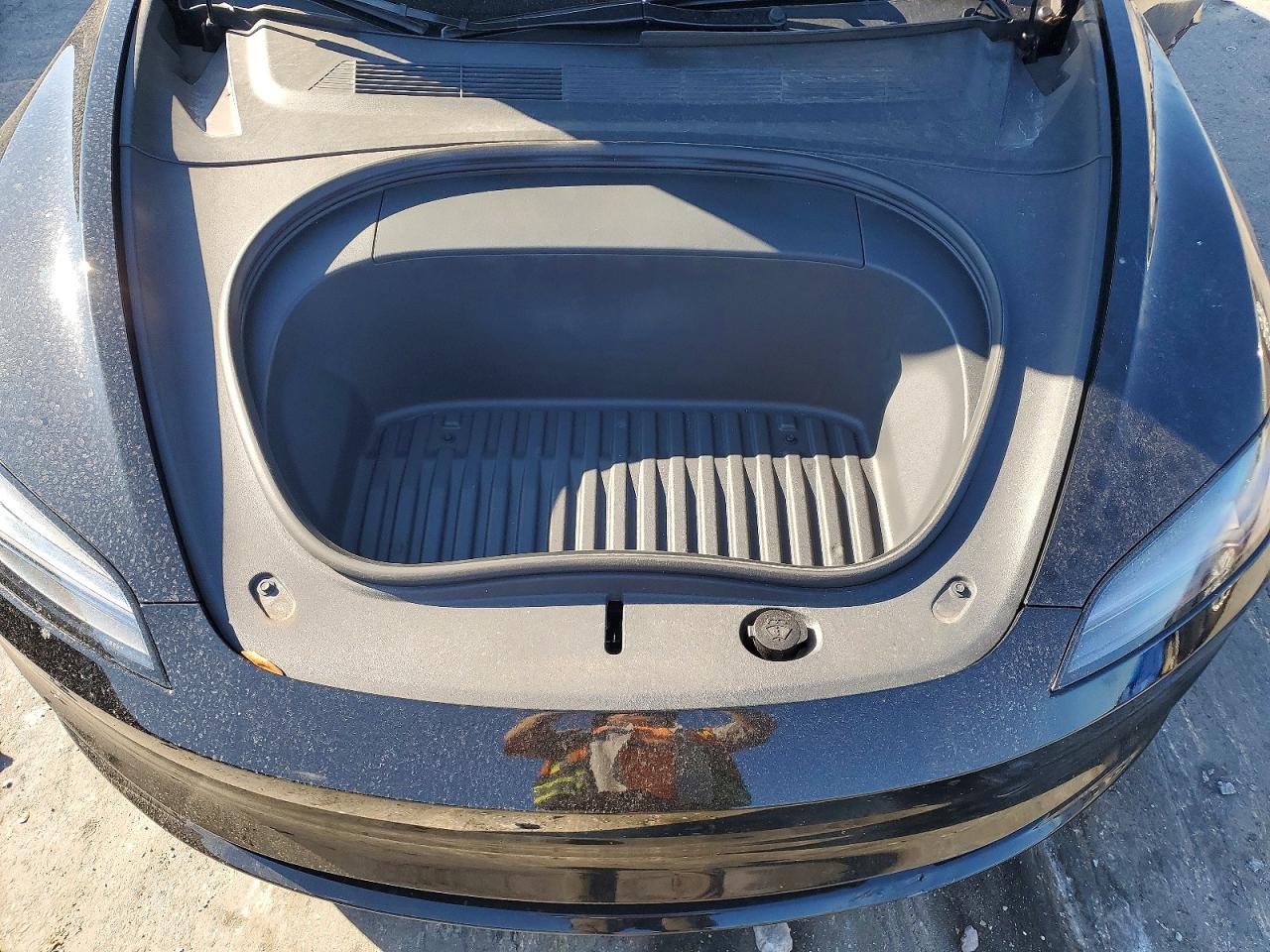 2024 TESLA MODEL 3 photo 31