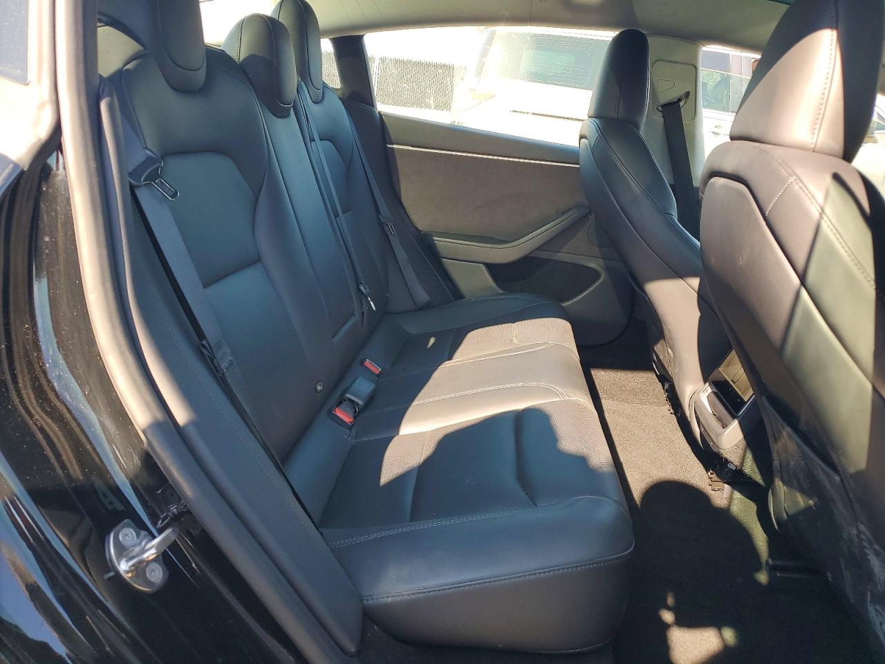 2024 TESLA MODEL 3 photo 28