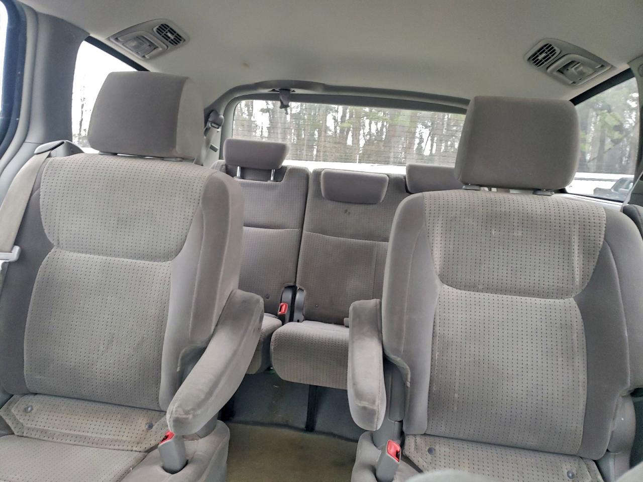 2008 TOYOTA SIENNA CE photo 19