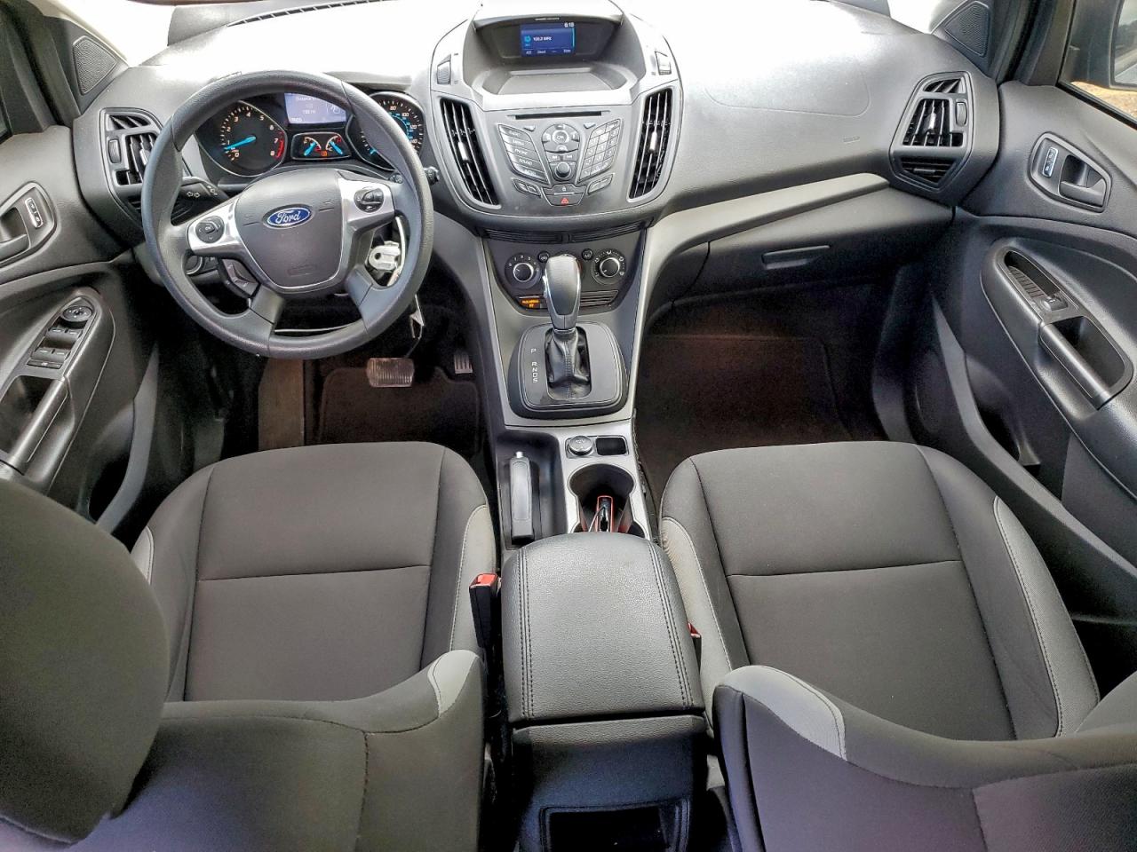 2015 FORD ESCAPE S photo 8