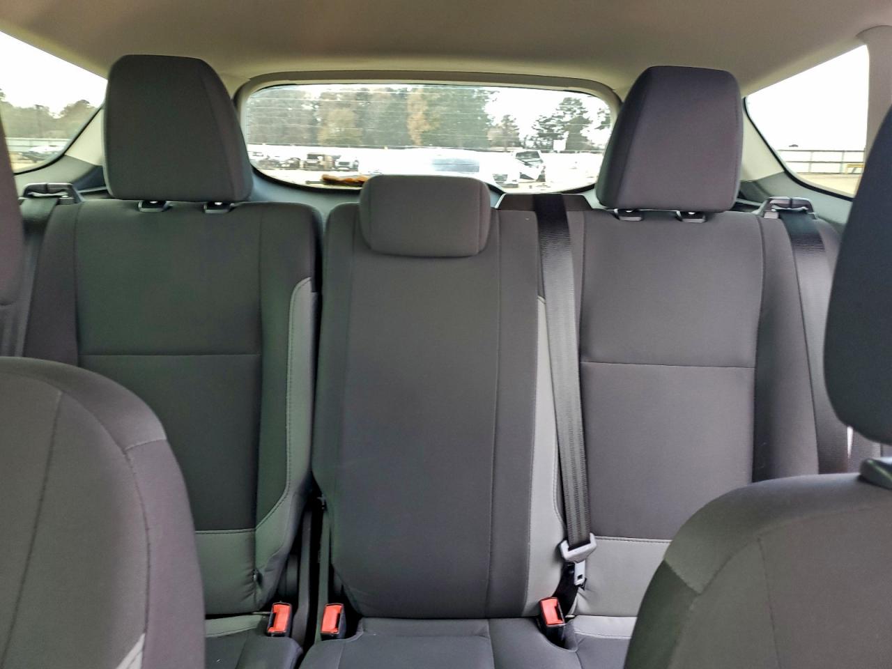 2015 FORD ESCAPE S photo 10