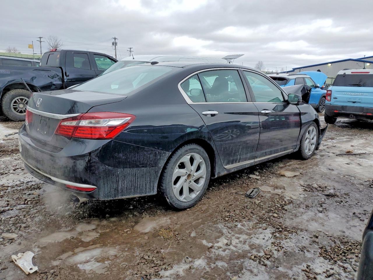 2017 HONDA ACCORD EX photo 3