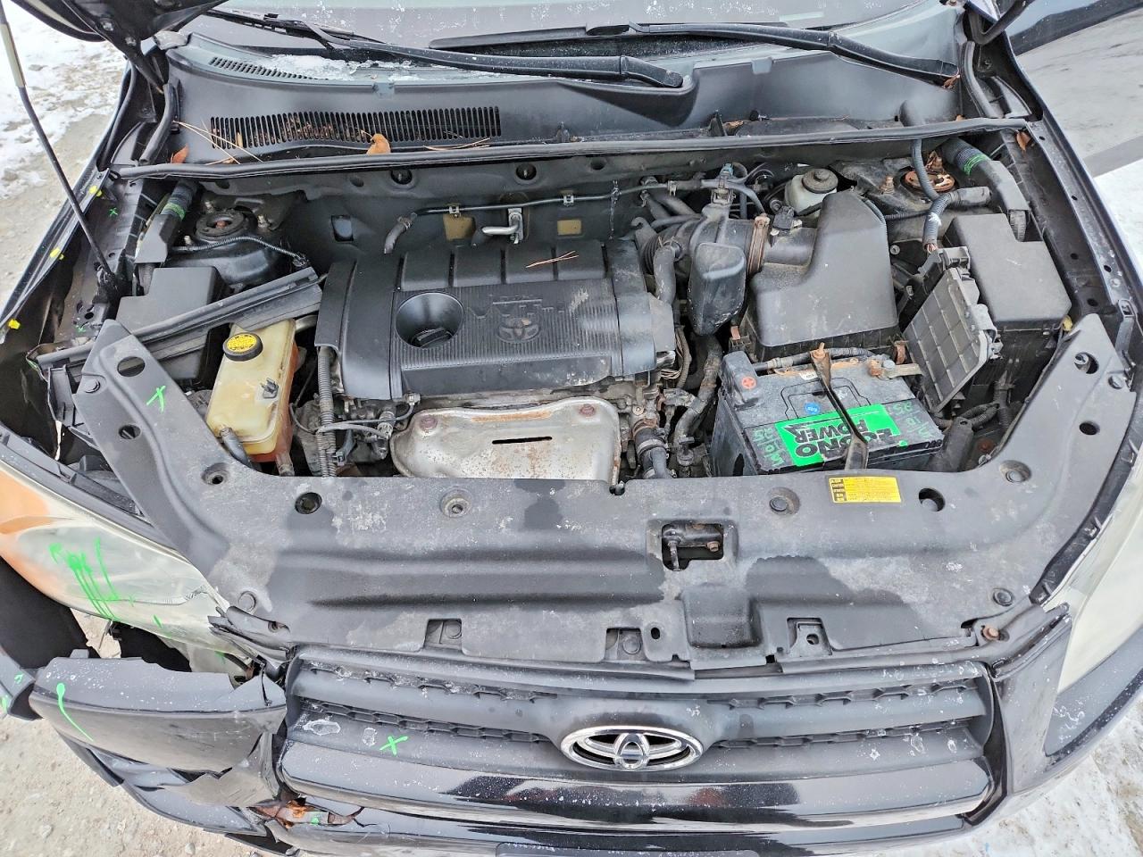 2011 TOYOTA RAV4 photo 12