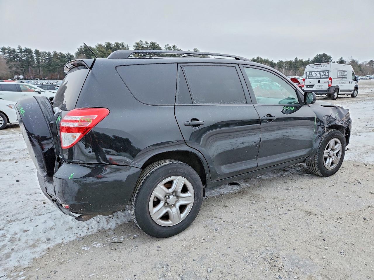 2011 TOYOTA RAV4 photo 3