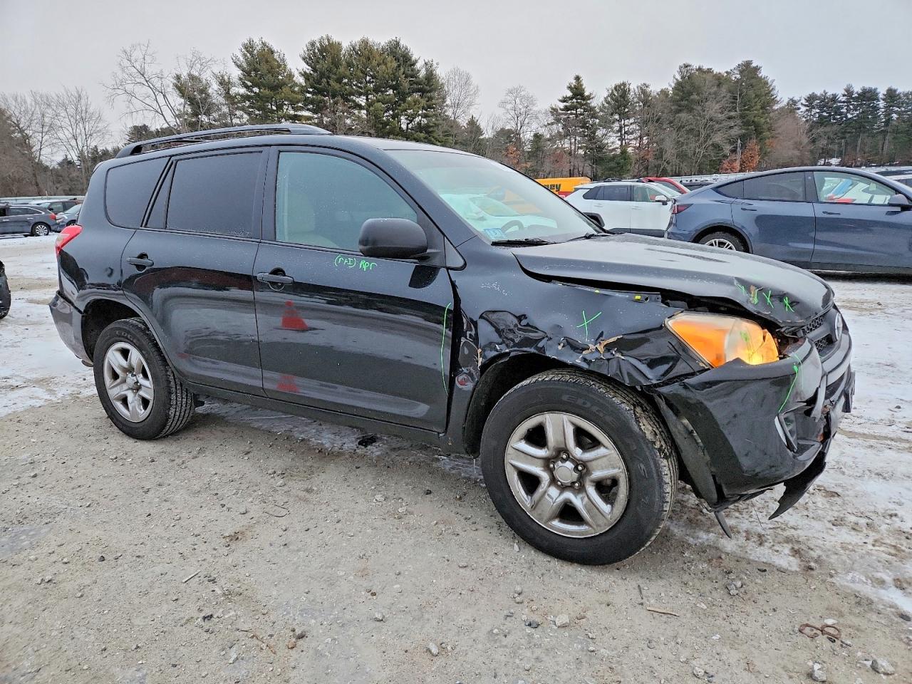 2011 TOYOTA RAV4 photo 4